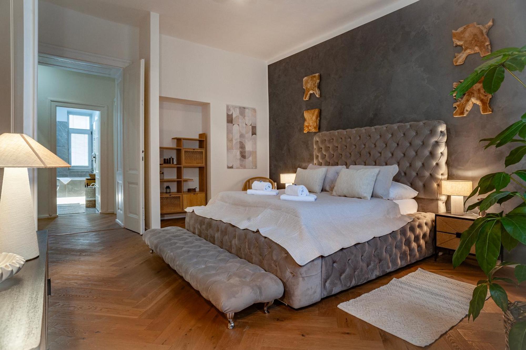 Sting Old Town Ostrava Apartment Exterior photo
